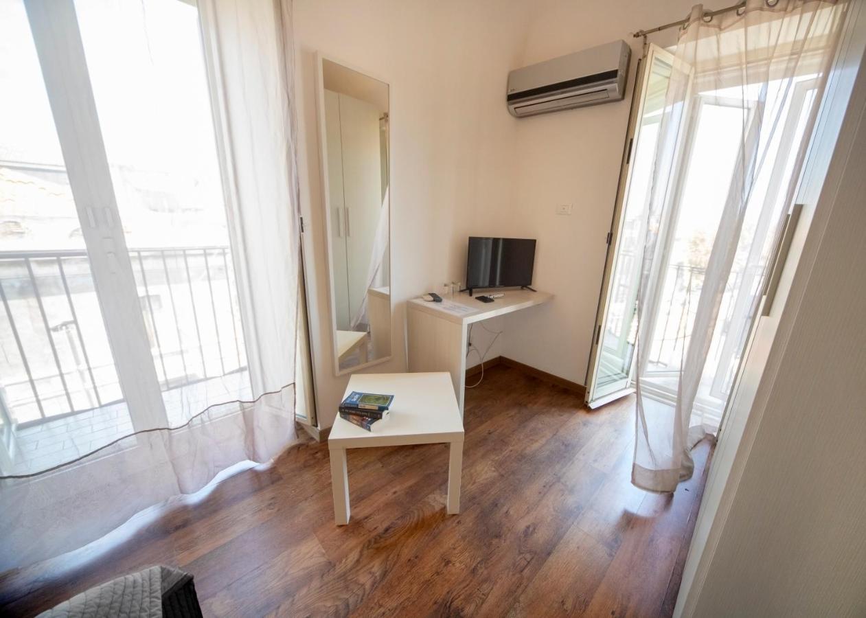 Zurria Rooms Catânia Exterior foto